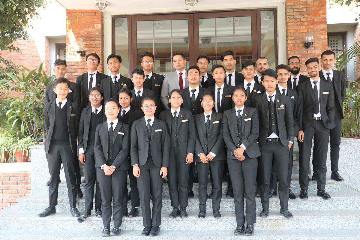 Galaxy Public School (+2)